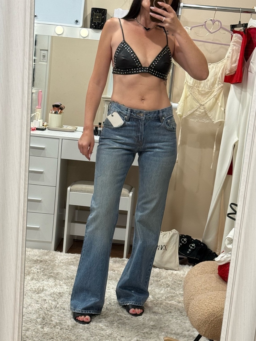 ZARA x Ludovic de Saint Sernin Low Rise Flare Jeans
Size EUR 36 / US 4 - Picture 15 of 15